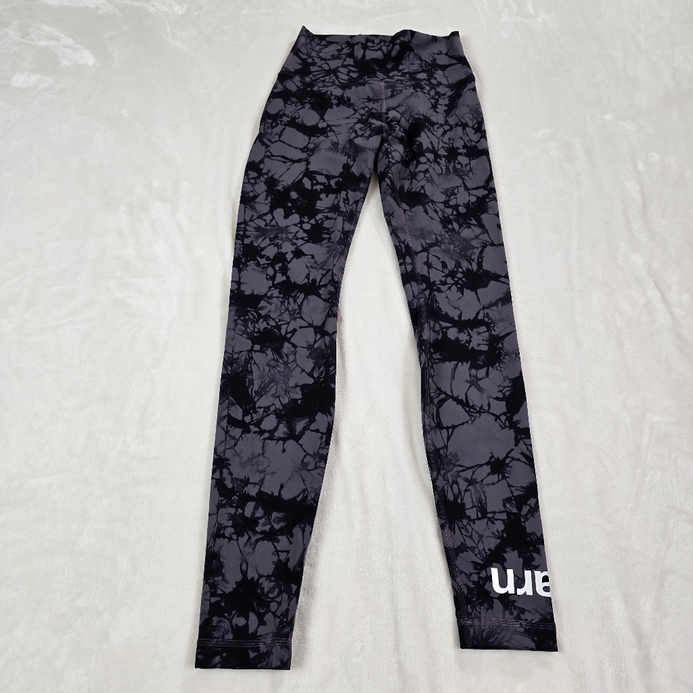 Lululemon Camo  leggings Size 4